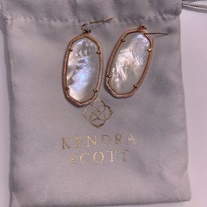 Kendra Scott ivory pearl danielle earrings